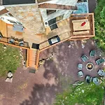 Roomy Chalet In Lake Harmony - 3 Mins Walking Distance To Lake, Bb, Jack Frost Ski Mts With Linens, Towels, Firepit, Hottub, Games, Grill